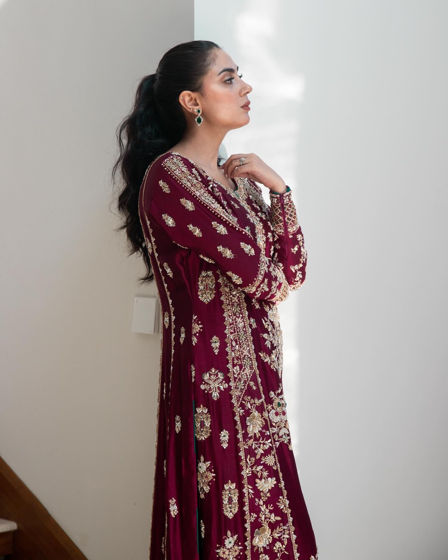 Mah-e-Gul - Waqar Asghar pakistani fashion outfit in maroon, silver…